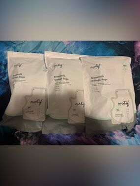 🍼 NEW Unopened Motif Milk Bags x300